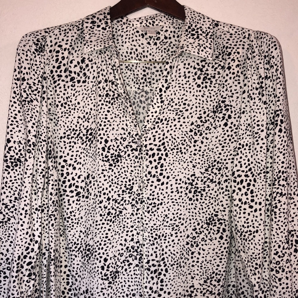 Black and white button up top